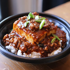 本格 麻婆豆腐丼